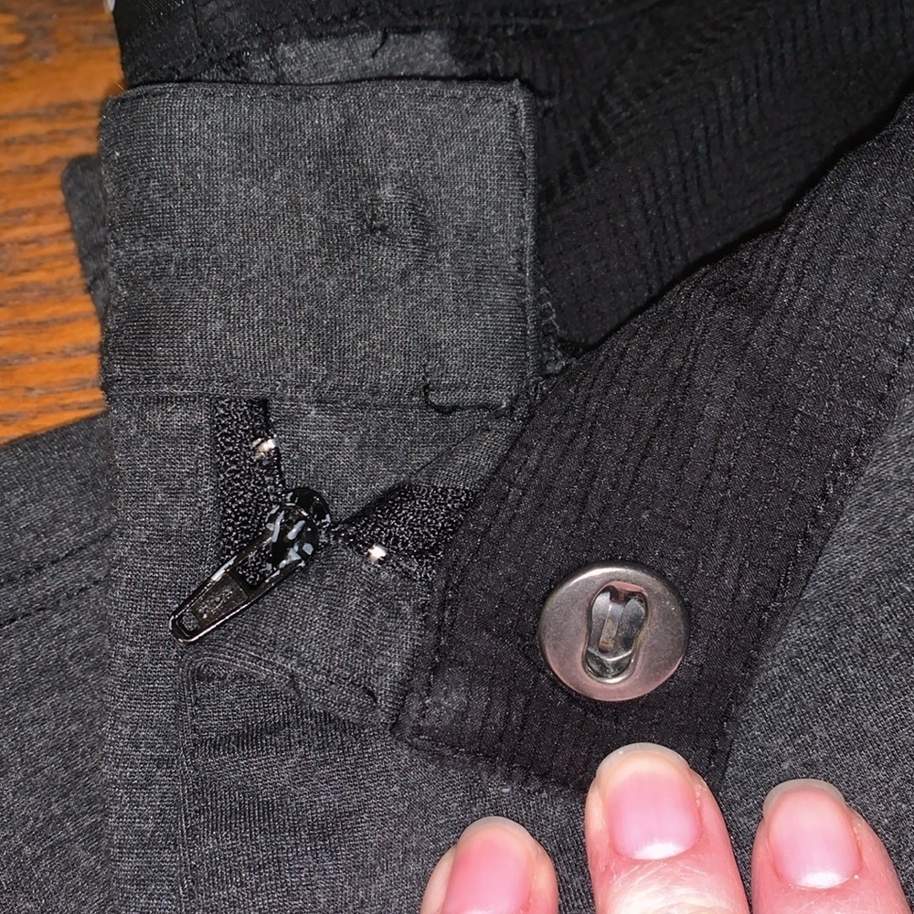 Betabrand Stretch Comfy Dress Pants Missing Button 34x30 Gray - Picture 6 of 7